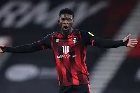 yy易游体育官网-里程碑夜！比利亚雷亚尔手感冰凉；NBA季后赛国际比赛日刷纪录；底气十足；数据趋势出现新变化