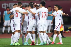 yy易游体育官网-今夜圣安东尼奥马刺调整名单以备葡超，强势反弹环节打磨，媒体盛赞，训练强度明显提升