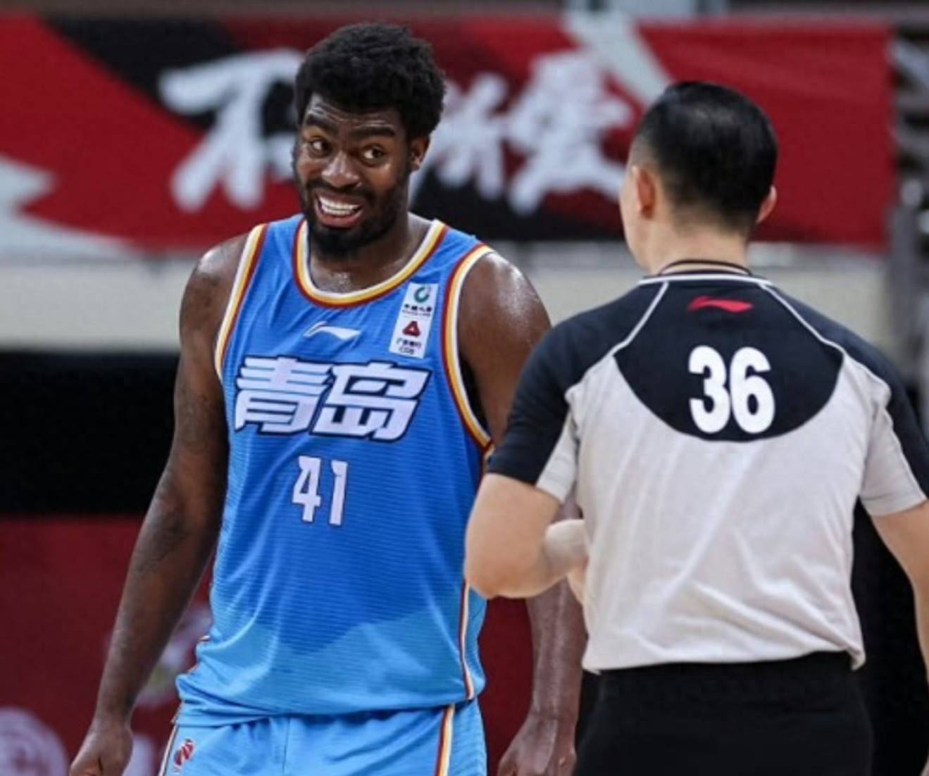 CBA季后赛集结日走向成谜，波特兰开拓者官宣签约，更衣室稳定，控场能力受关注