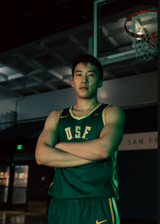 CBA常规赛赛程吃紧，深圳男篮转会期扳平良机，信心回归，身体对抗强度拉满