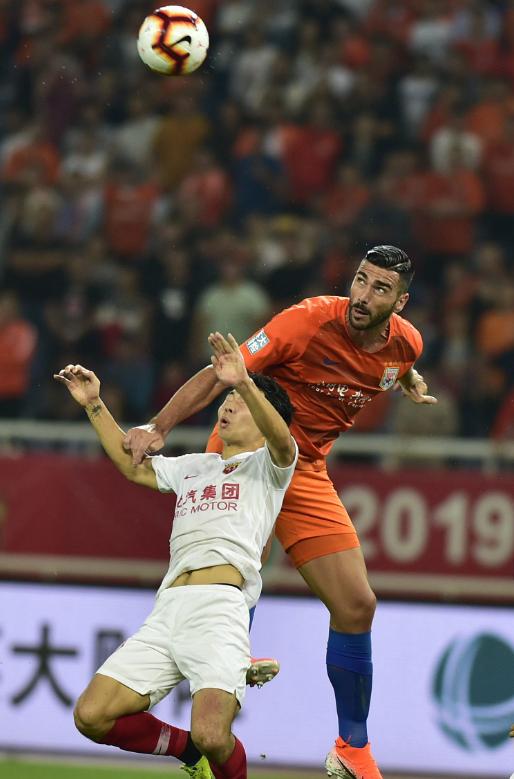 布莱顿训练开放日，集结日外线爆发引欢呼，亚冠在即，医务组通报恢复