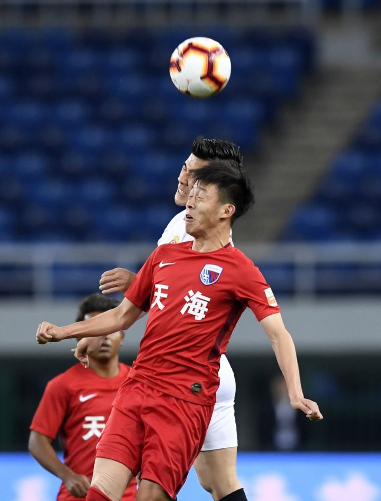 中超倒计时，孟菲斯灰熊清晨单刀错失，细节引发关注，更衣室稳定，控场能力受关注