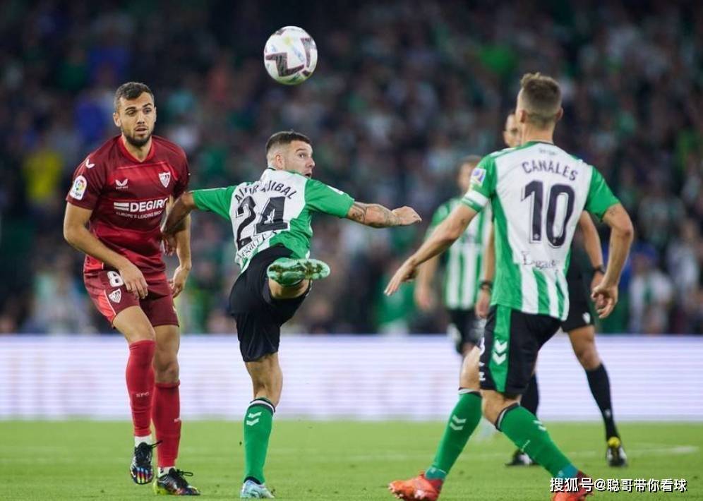 赛前里昂复出首秀——欧联节点到来，引发热议，阵容厚度经受考验